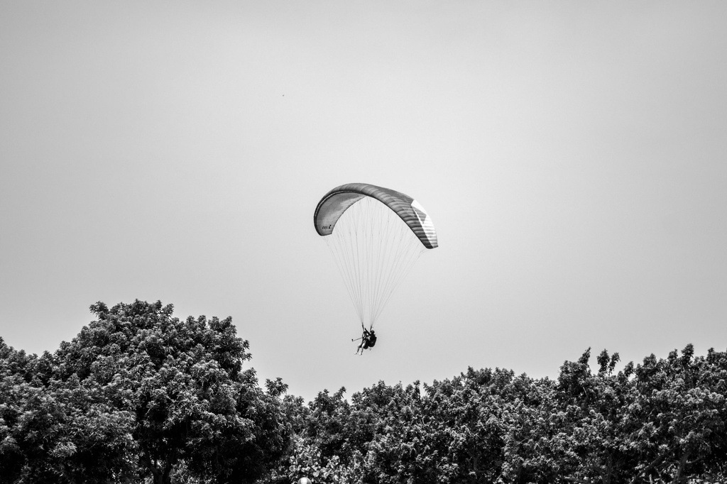 Gleitschirmflug über die Masurischen Seen